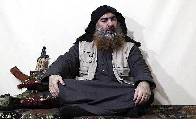 In seinen letzten Monaten war Abu Bakr al-Baghdadi von
seiner Sicherheit besessen, bevor der brutale Anführer einst
als "Kalif" gefeiert wurde (im April 2019
abgebildet).