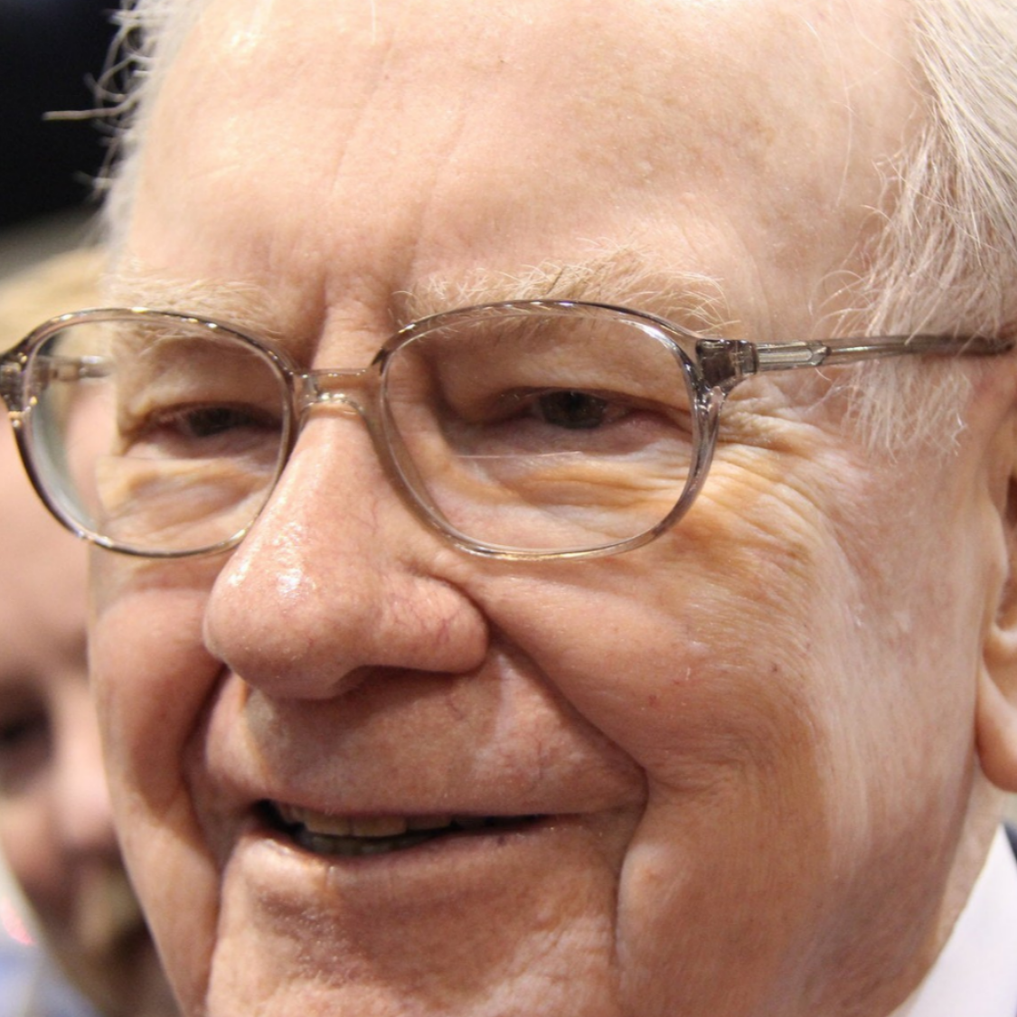 71 percent of Warren Buffett's portfolio is wrapped up in these 5 stocks