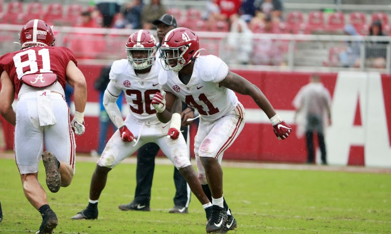 Alabama LB Chris Braswell (#41) coming out his stance during 2022 A-Day Game