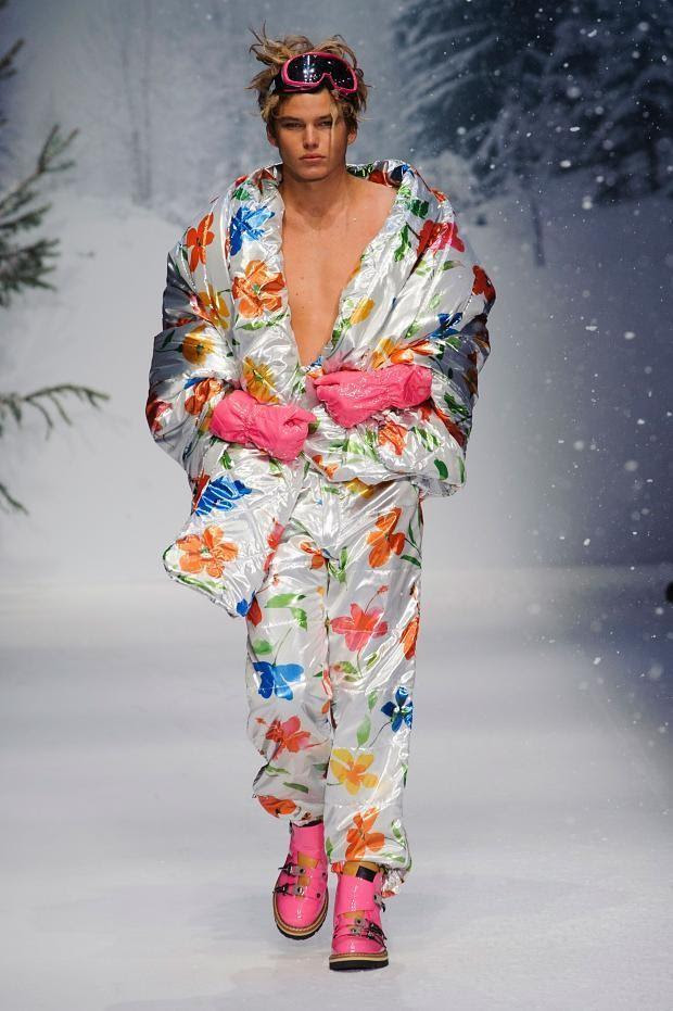 Moschino Autumn Fall Winter 2015 Lfw32