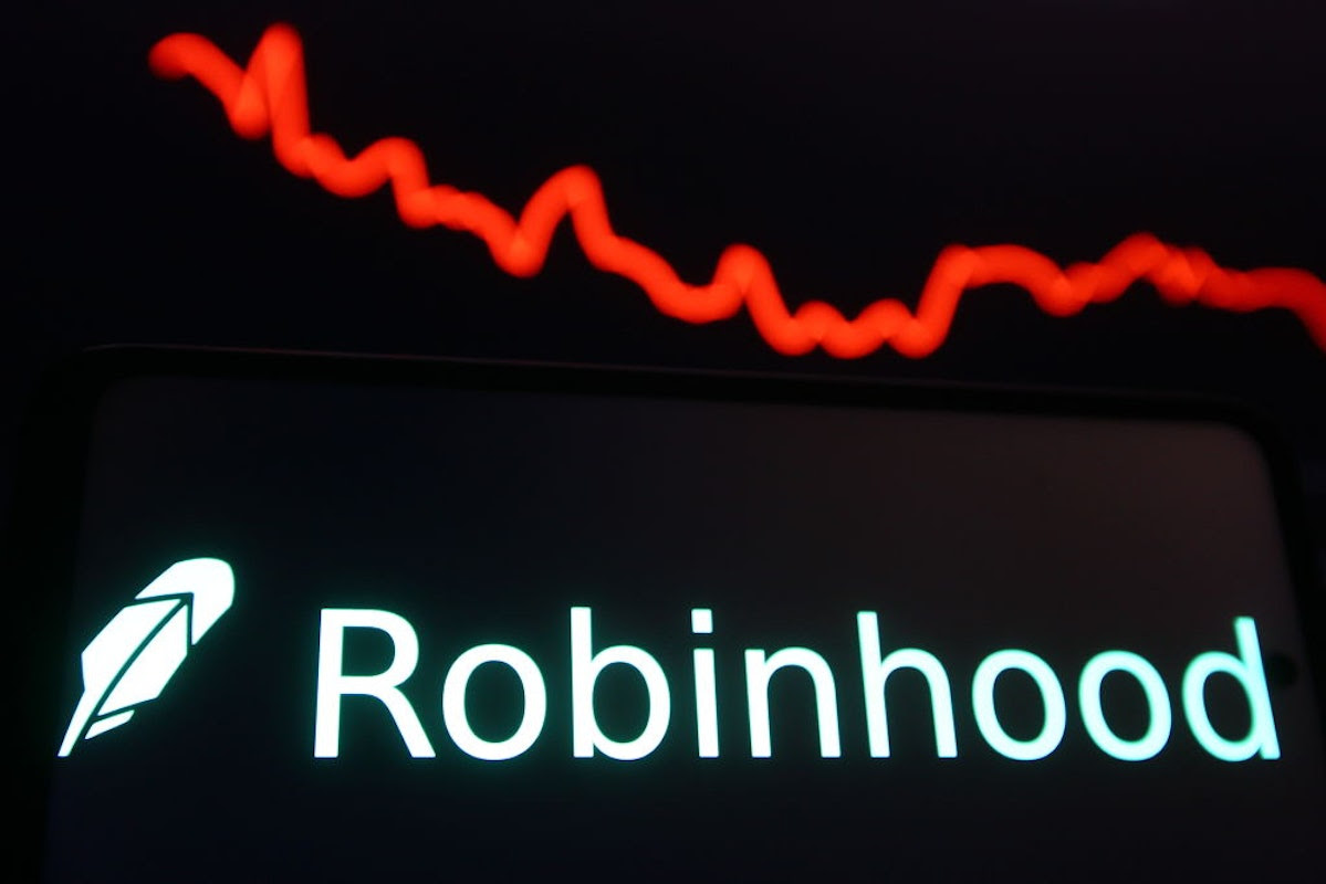 He Thought He Lost $730,000 On Robinhood And Killed Himself. Now His Parents Are Suing.