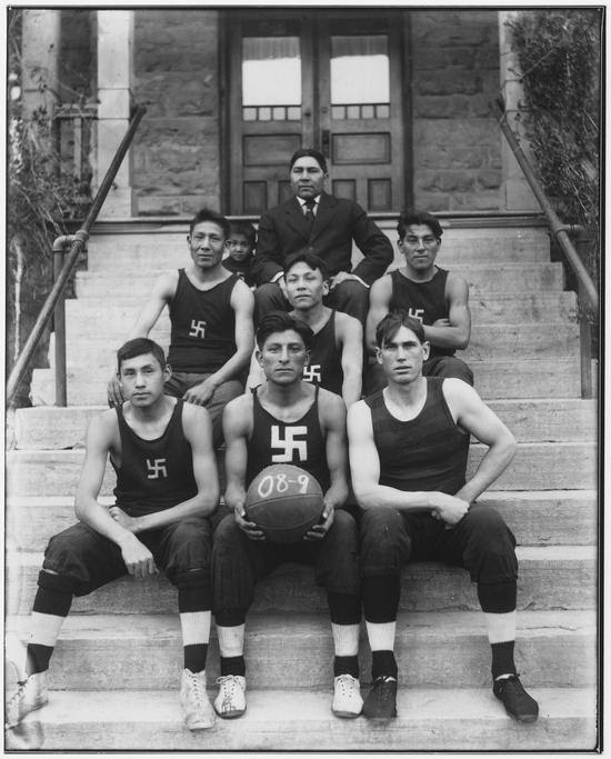 1909_north_american_native_Basketball_team_swastika