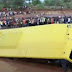 Decenas de católicos mueren en trágico accidente de autobús que cayó a un río