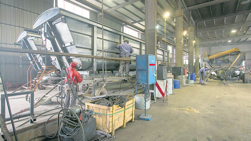 La industria manufacturera retrocedió 5,3 por ciento interanual.