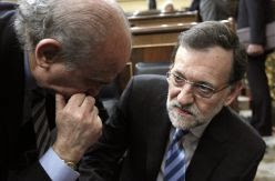 ¿Rajoy va a salir de rositas también de esto?