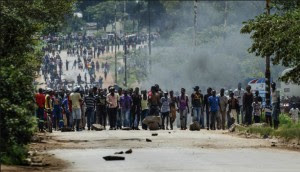 Protestors, Harare, 14 January 2019 (Newsday)
