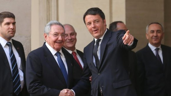 Raúl Castro y Matteo Renzi, 10 de mayo de 2015, en Roma. Foto: ANSA