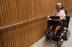 El Congreso no tiene aún solución para Echenique: persisten las barreras para los diputados en sillas de ruedas