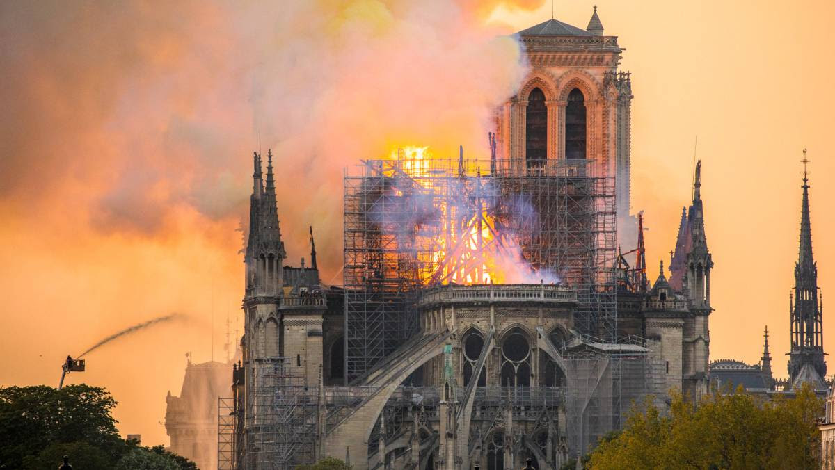 Notre Dame, herida