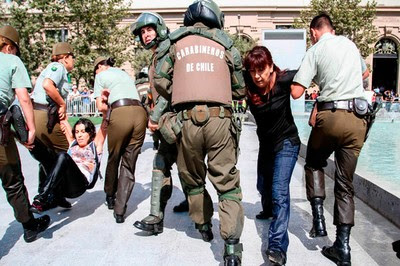 Represión en Santiago de Chile