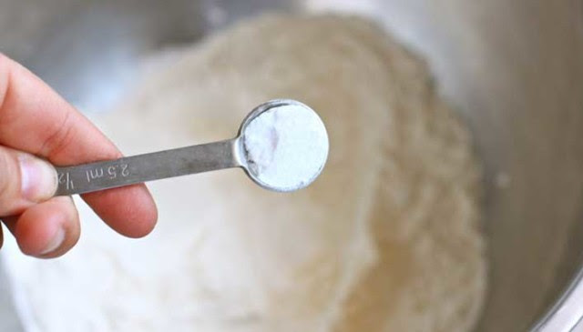 51 Alternative Uses for Baking Soda That You Never Thought About