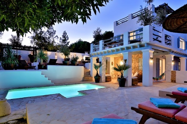 LUXURY VILLAS IBIZA