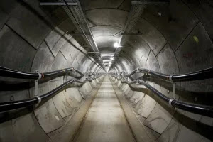 Detalle del cable subterraneo de interconexion electrica entre Francia y Espana