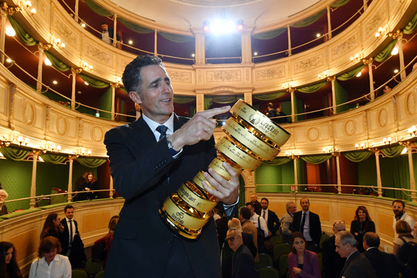 LA PREMIAZIONE A MIGUEL INDURAIN NELLA HALL OF FAME DEL GIRO D’ITALIA dbd6922e d13a 4434 9f46 bf9d7b12a0fa LA PREMIAZIONE A MIGUEL INDURAIN NELLA HALL OF FAME DEL GIRO D’ITALIA