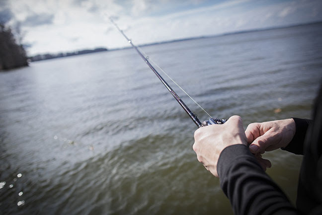 Time to crank? Hudnall leans on Mojo Bass casting rods.