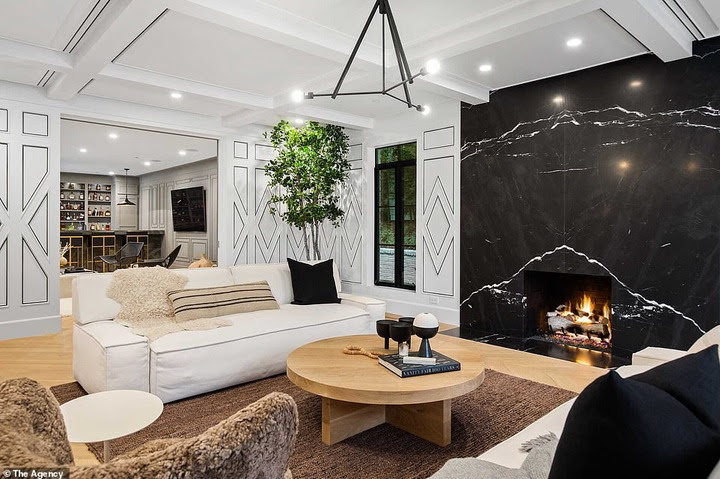 See inside the .8Million Mansion Rihanna just bought in Beverly Hills (photos)