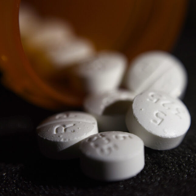 Photograph of opioid pills.