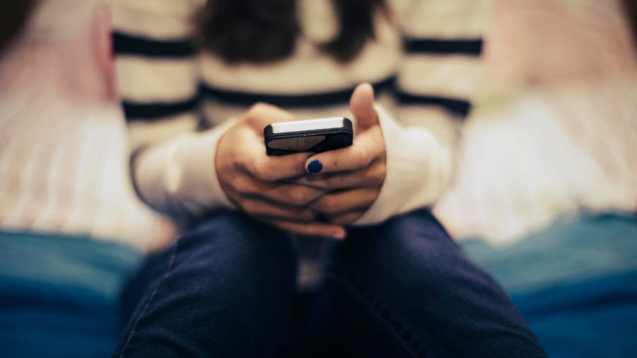 Instagram scam steals your selfies to trick your friends Internet safety month