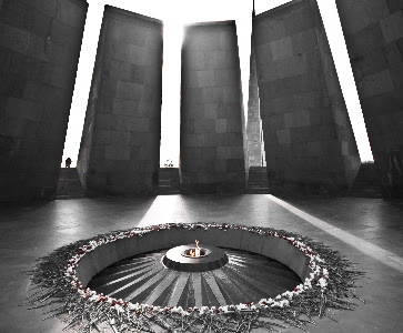 Commémoration du 107ème anniversaire du Génocide des Arméniens