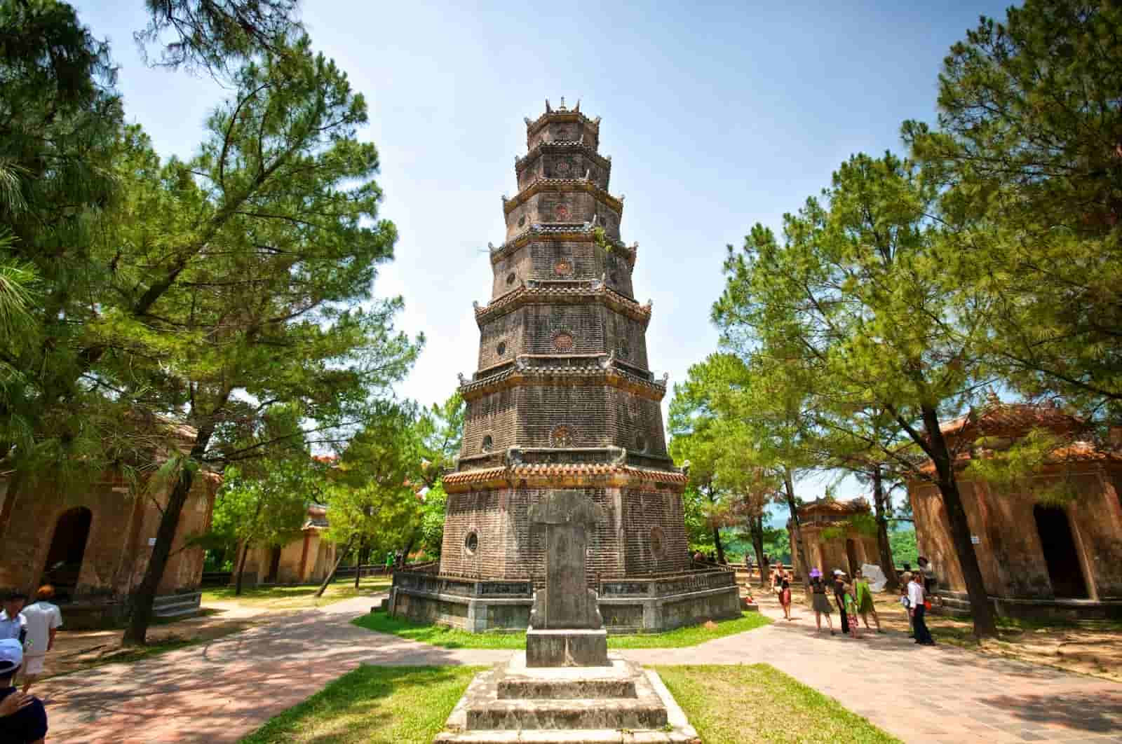 ngôi chùa đẹp ở Huế