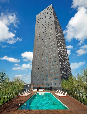 Hotel exterior and outdoor swimming pool Hotel exterior and outdoor swimming pool