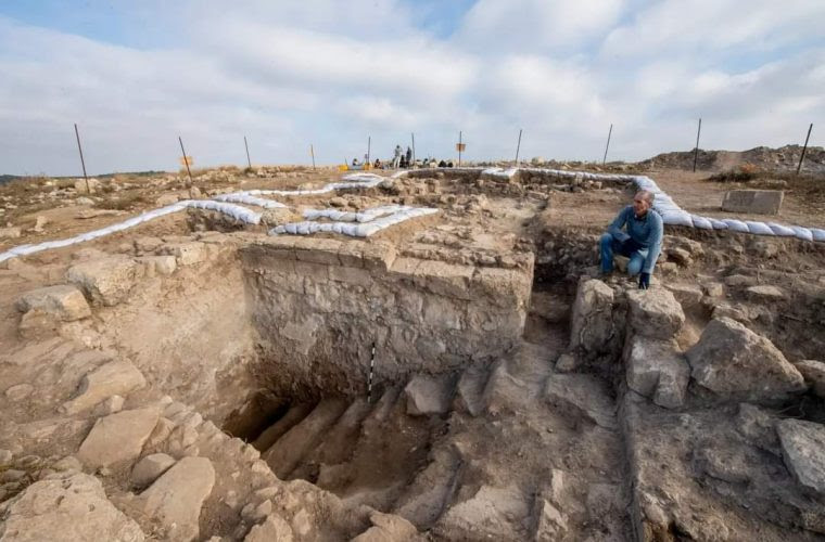 המתחם שהתגלה סמוך ליישוב נווה צוף בבנימין בחפירות ארכיאולוגיות