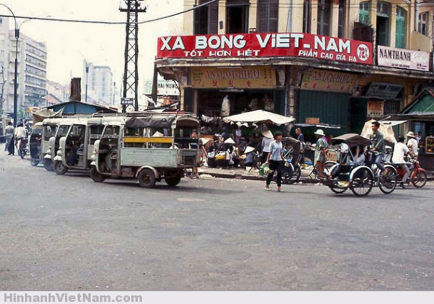Xe lam chạy lên Chợ Lớn