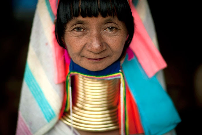 http://chicquero.files.wordpress.com/2012/03/international-womens-day-chicquero-thailand.jpg?w=800