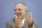 +++ Hurra, Hurra, alle bleiben da …: Wolfgang Schäuble warnt vor zu großer Hoffnung auf Abschiebung von Flüchtlingen +++