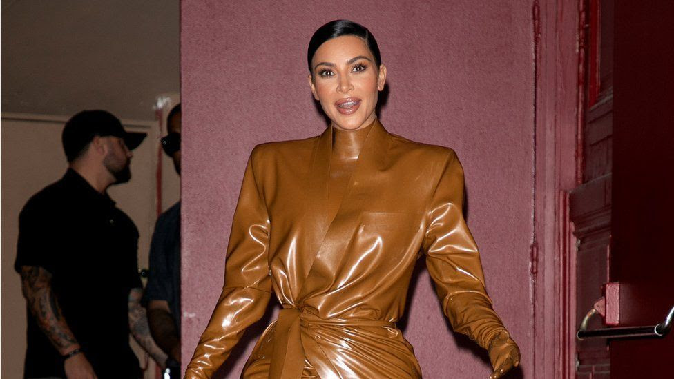 Kim Kardashian West Joins Billionaires’ Club Kim Kardashian West Joins Billionaires’ Club