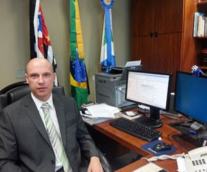 O desembargador Fausto Martin De Sanctis autorizou o 'home office' em seu gabinete no TRF-3, em São Paulo (Foto: Rosanne D'Agostino/G1) O desembargador Fausto Martin De Sanctis autorizou o 'home office' em seu gabinete no TRF-3, em São Paulo (Foto: Rosanne D'Agostino/G1)