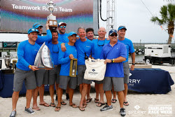 J/122 Teamwork sailing and winning at Charleston