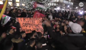 Berlin: Muslim rioters torch stars of David, scream genocidal jihad chant about killing Jews