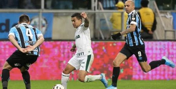 Tricolor vence o Palmeiras na sua Arena por 2 a 1 e nação rubro-negra agradece