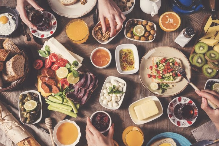 Start dagen med verdensomspennende, tradisjonell tyrkisk frokost