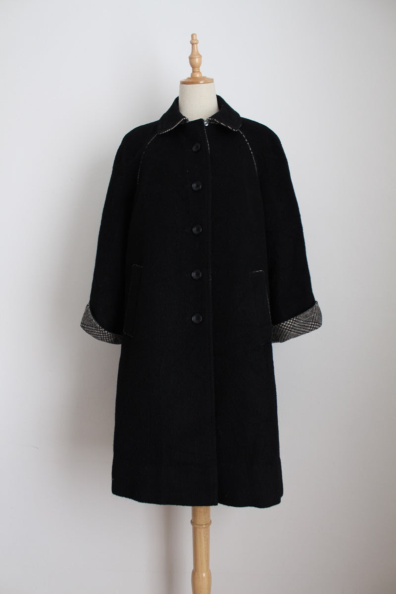 VINTAGE WOOL HOUNDSTOOTH BLACK SWING COAT - SIZE 12