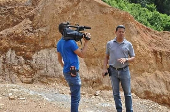 Más presiones contra periodista Rigoberto Mendoza que cubre conflicto minero en Guapinol