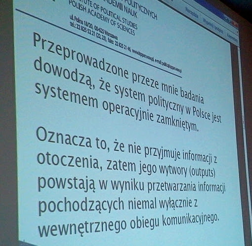 Jeden ze slajdów dzisiejszej prezentacji w OFL