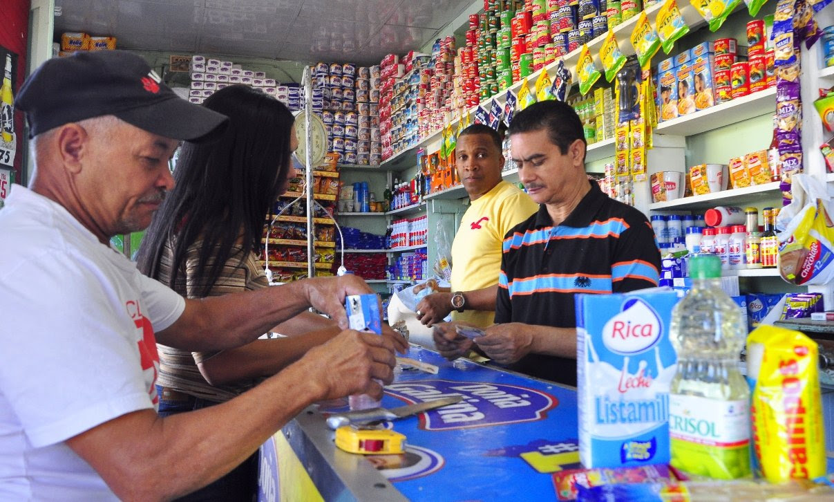 En 58% de los hogares de la RD ingresa 20% menos dinero de lo que gasta