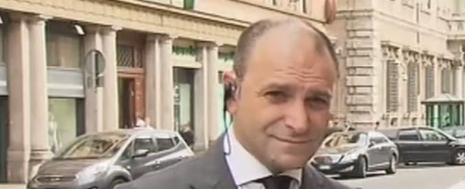 Traffico d’armi, arrestato l’ex deputato Fi Romagnoli: “Vendeva alle Farc”