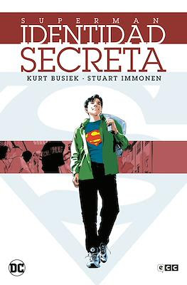 Superman: Identidad Secreta (Cartoné 208 pp)
