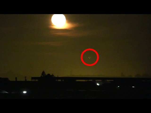 UFO News ~ Metallic UFO Spotted Over East Los Angeles and MORE Sddefault