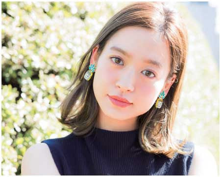 野崎萌香