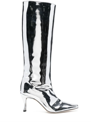 buttongroup  Comprar en By Far httpswww.farfetch.comesshoppingwomenbyfarbotasaltasstevie42item19265045.aspxstoreid=12264...