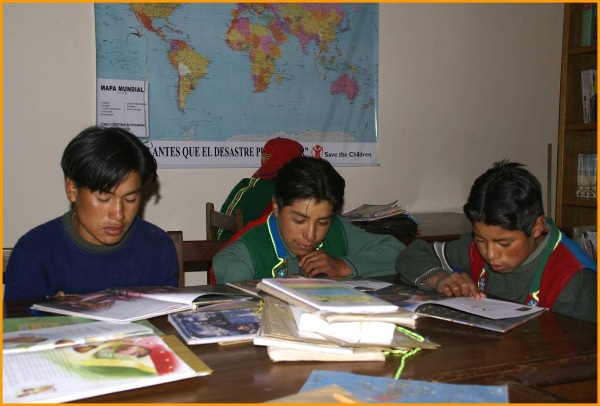 http://www.accionverapaz.org/images/accionverapaz/proyectos/becas_jovenes/Imagen2.jpg