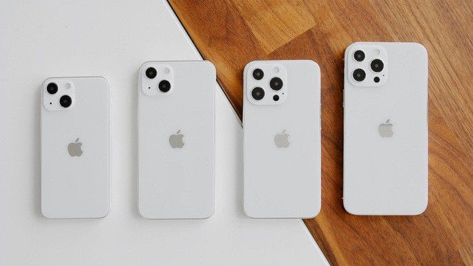 Apple iPhone 13