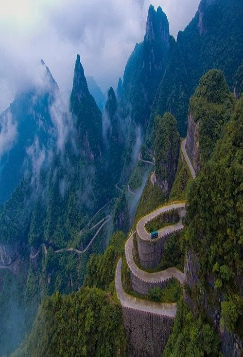 Switchback                                                           Highway,                                                           Tianmen                                                           Mountain,                                                           China