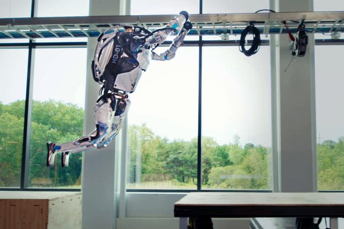 This new Boston Dynamics robot can complete a parkour course easily