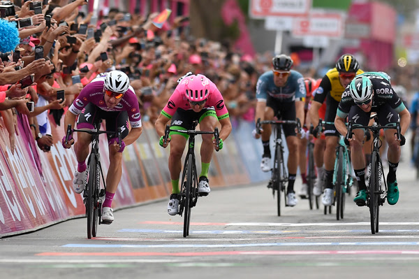 446cdb8d 4fa2 49e6 95b0 e7077950b13f BIS DI VIVIANI AL GIRO D’ITALIA DENNIS SEMPRE IN MAGLIA ROSA