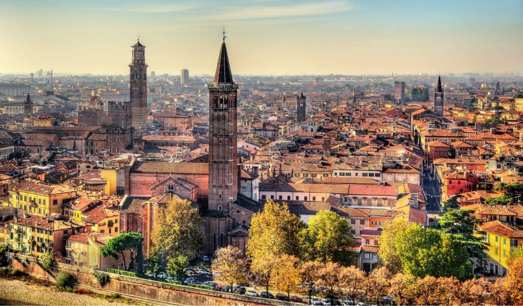 A day trip to Verona from Milan how to get there and what to see